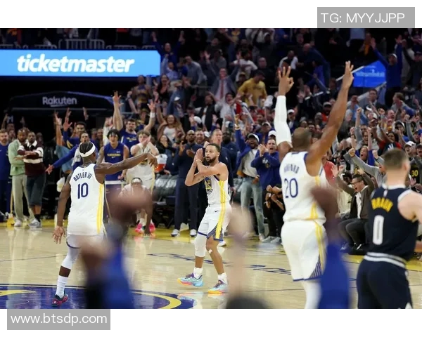 勇士与鹈鹕季后赛对决央视直播精彩回顾与分析 勇士与鹈鹕季后赛对决央视直播精彩回顾与分析