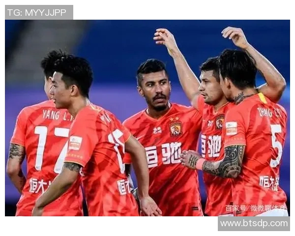 恒大与申花历史交锋比分回顾及精彩瞬间分析