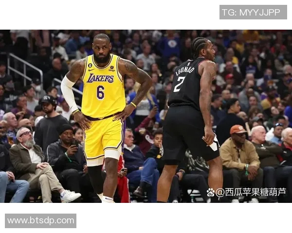 湖人火箭激战正酣比分图揭示比赛精彩瞬间与关键时刻分析