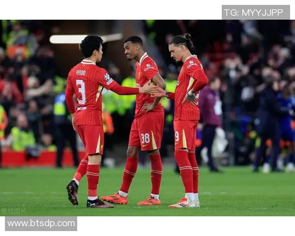 利物浦与埃弗顿的激烈对决最终比分揭晓,精彩瞬间回顾与分析 利物浦与埃弗顿的激烈对决最终比分揭晓,精彩瞬间回顾与分析