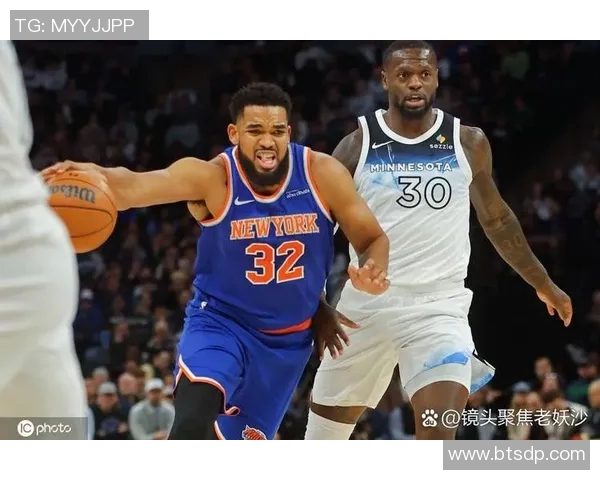 勇士与尼克斯全场激战回顾球星表现与战术分析一览